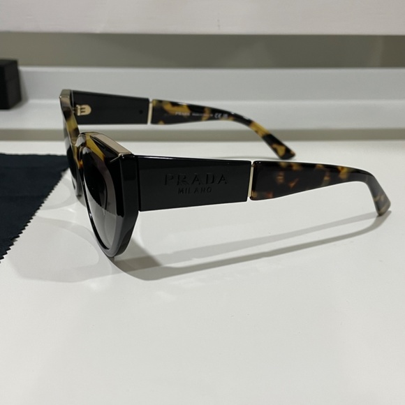 Prada sunglasses main image 5